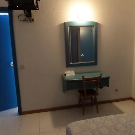 Armona Hotel 2*