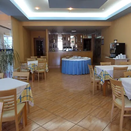 Armona Hotel 2*
