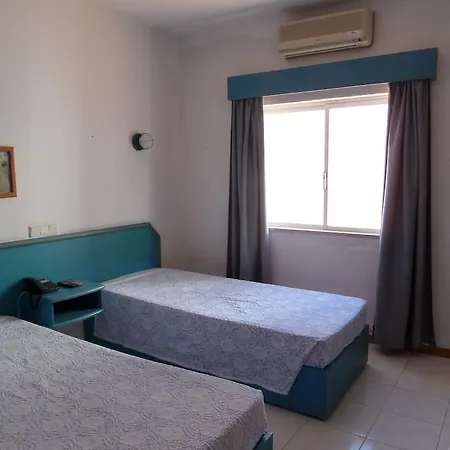 Armona Hotel